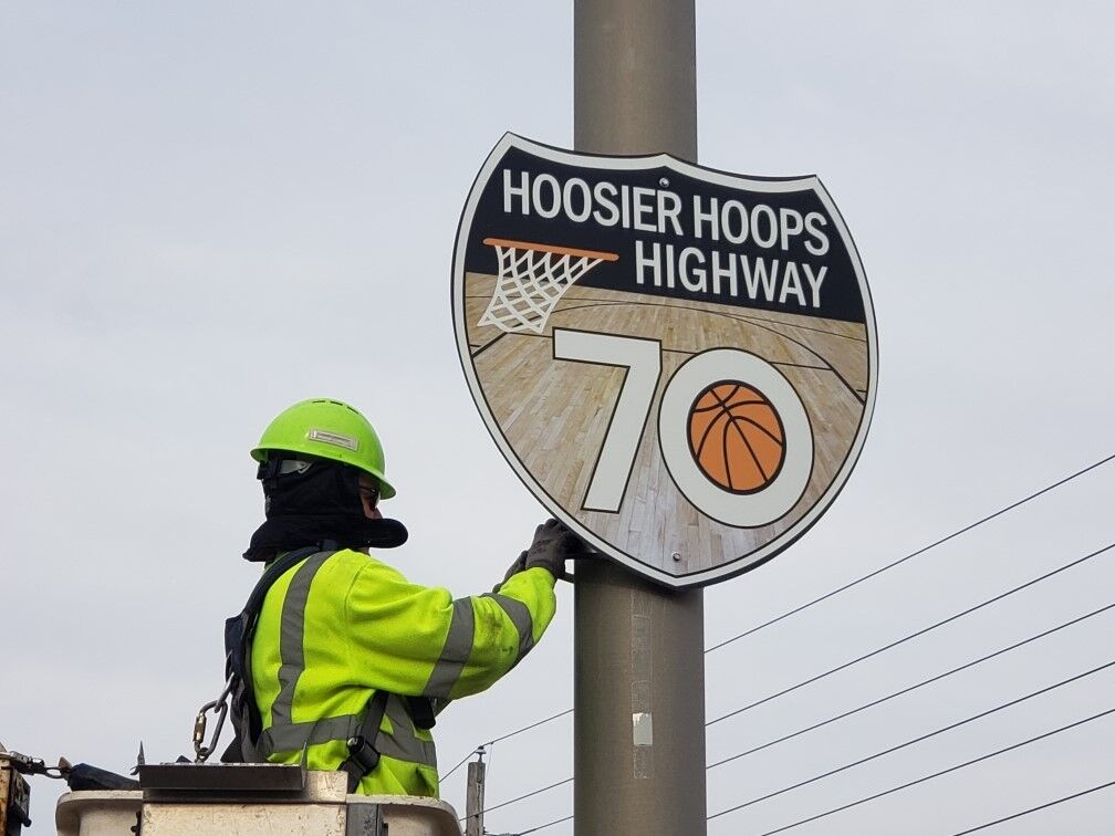 HOOSIER HOOPS HIGHWAY SIGNS - INDOT 3-2-2021 (1).jfif
